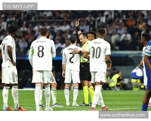 中超激战里昂逆转皇马红牌争议引发全场热议战术分析精彩纷呈 中超激战里昂逆转皇马红牌争议引发全场热议战术分析精彩纷呈