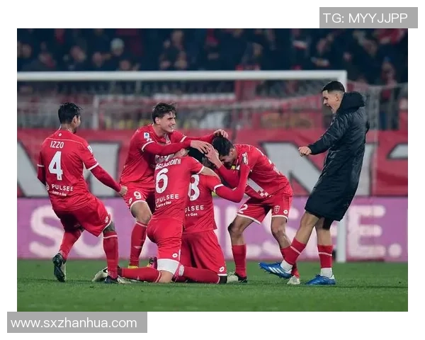 意甲激战:里昂逆转AC米兰补时绝杀点燃全场热情与转会传闻 意甲激战:里昂逆转AC米兰补时绝杀点燃全场热情与转会传闻